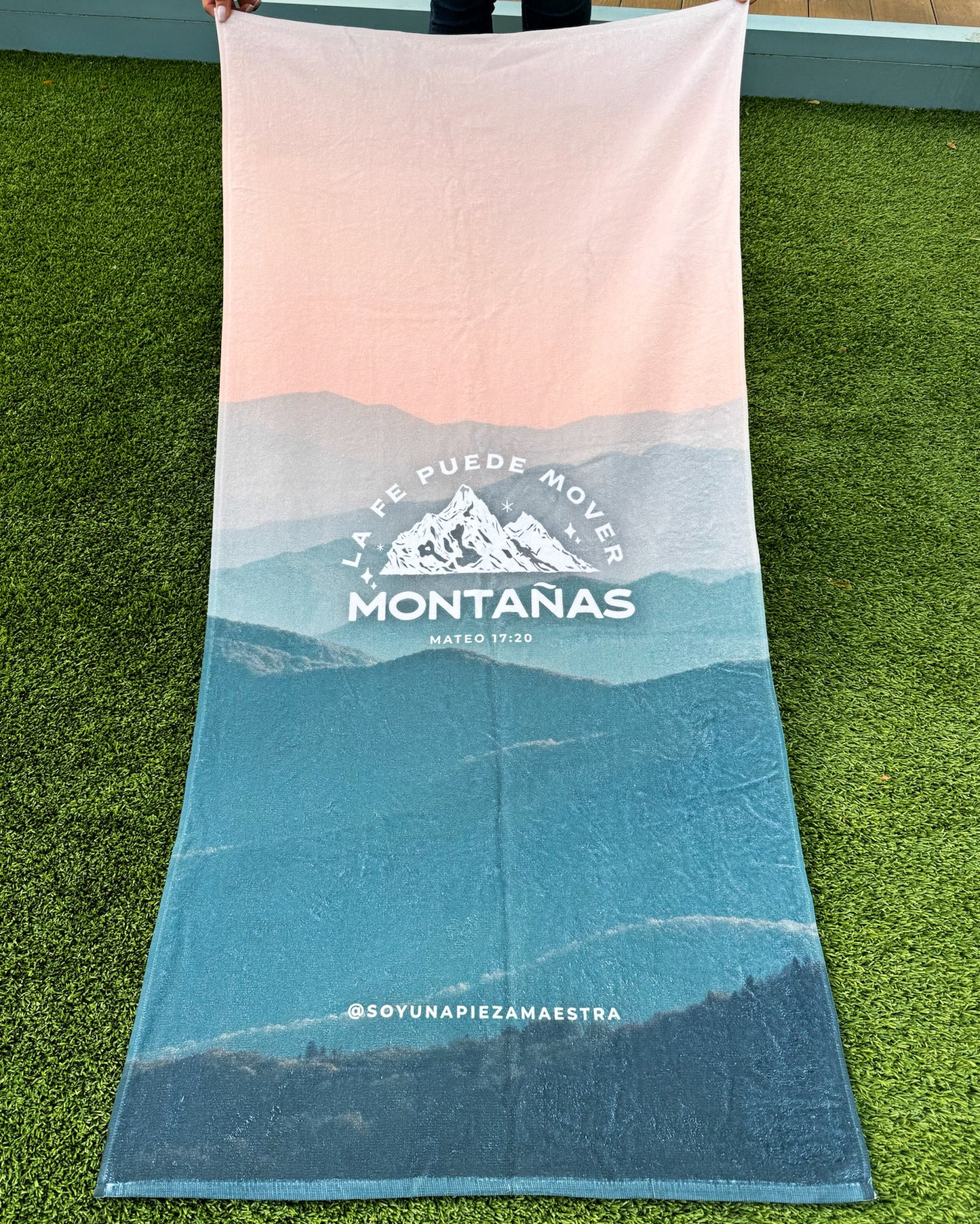 Towel - Fe Mueve Montañas